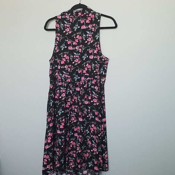 Torrid Romantic Summer NWT button front floral challis sleeveless dress large - Picture 9 of 10